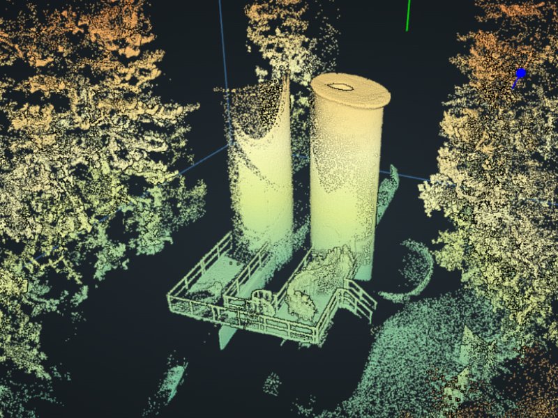 Nuage de points 3D d’une structure inspectée par drone : vue d’ensemble Nuage de points 3D d’une structure inspectée par drone : vue d’ensemble